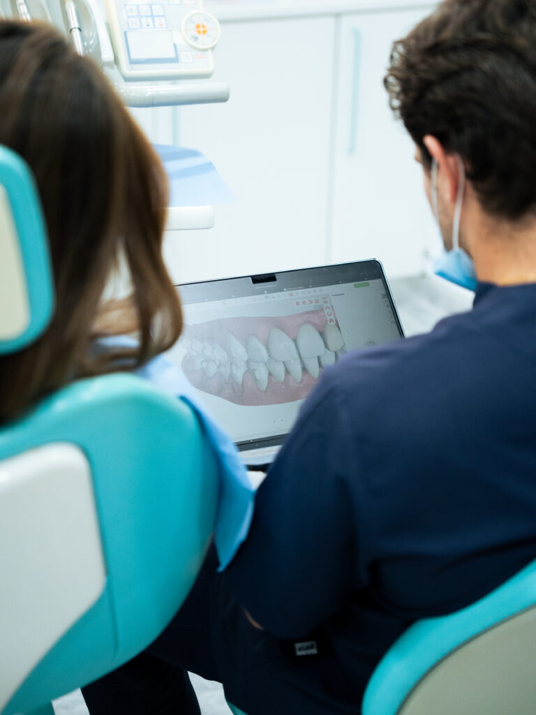 Equipo de la Clínica Dental Darío Cabello